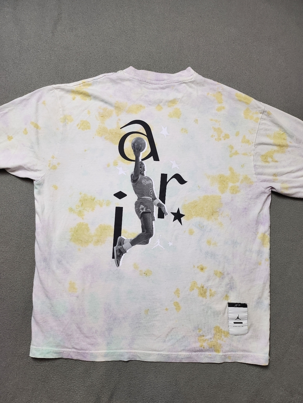 Jordan Tie-Dye Short Sleeve Tee in White, Yellow, Lavender Sz Large